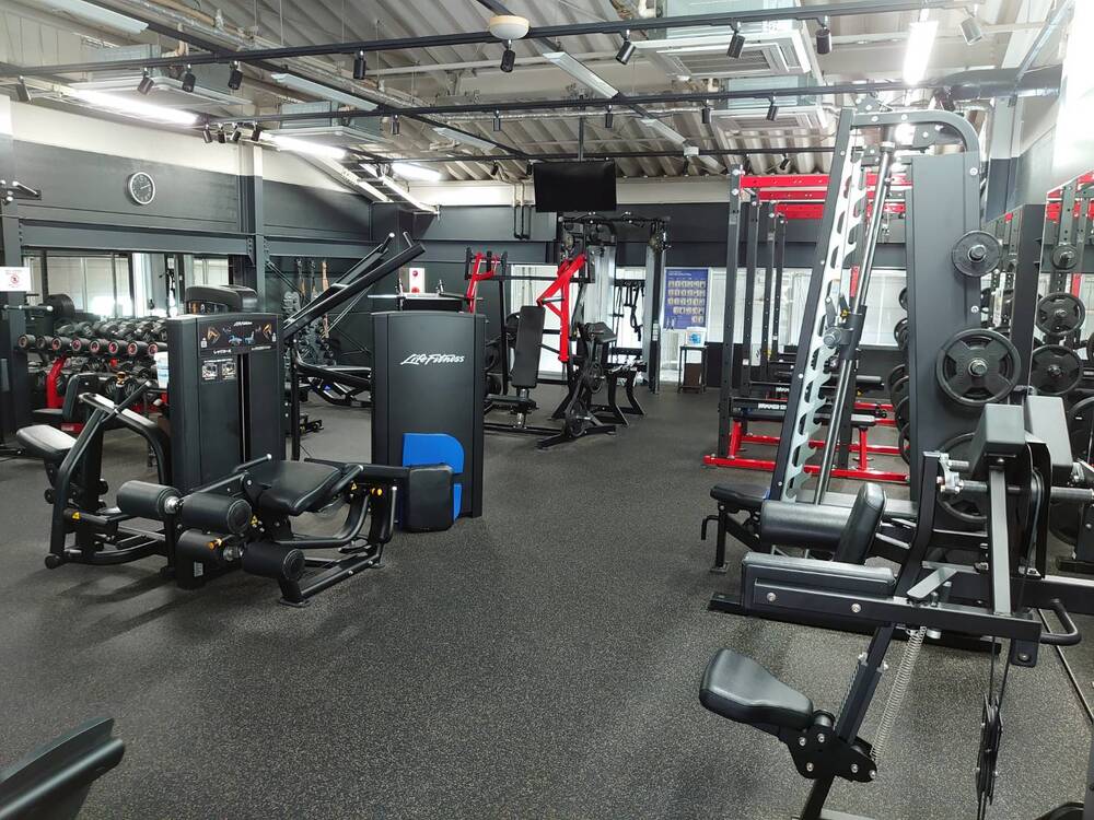 福島店ジムフィットネス器具画像5