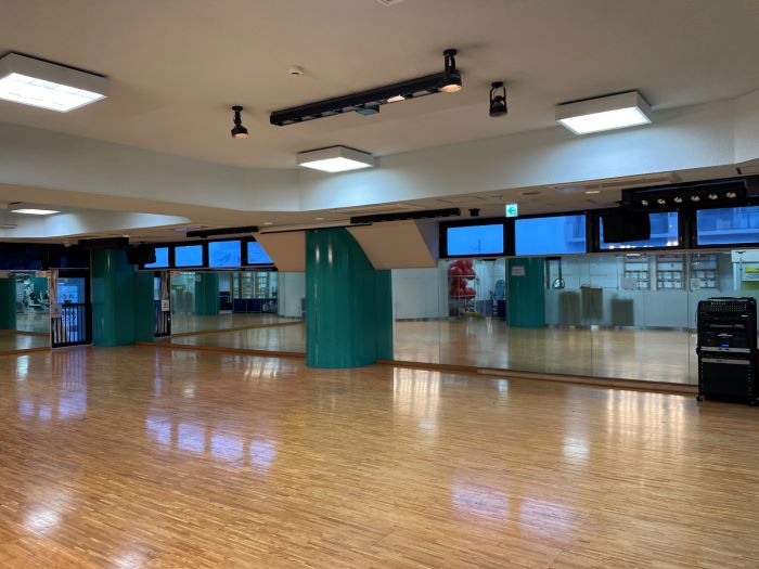 八尾店ジムフィットネススタジオ画像